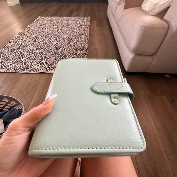 Franklin Covey Bella Binder Compact Size - Picture 1 of 11